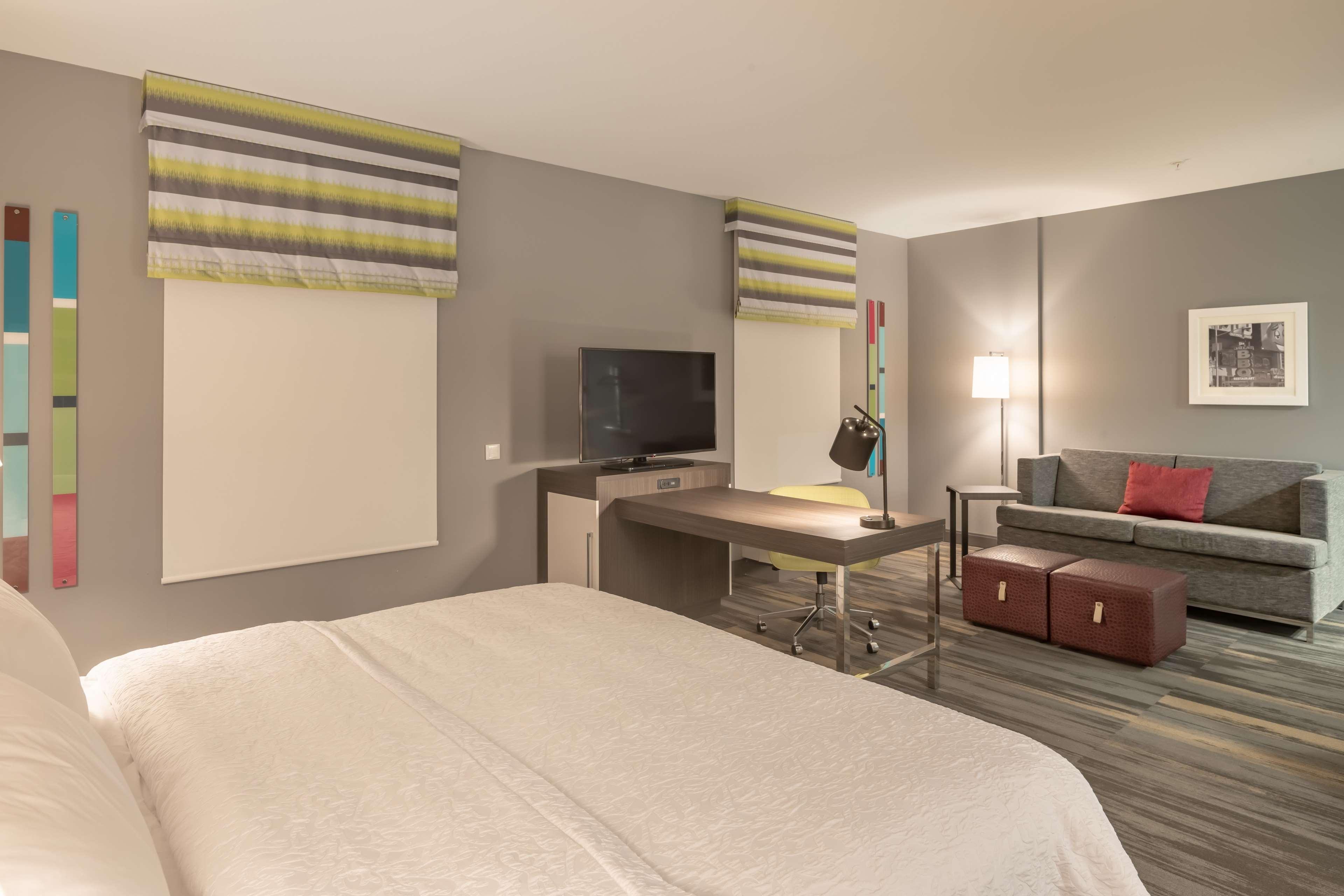 Hampton Inn & Suites Dallas/Plano Central Екстериор снимка