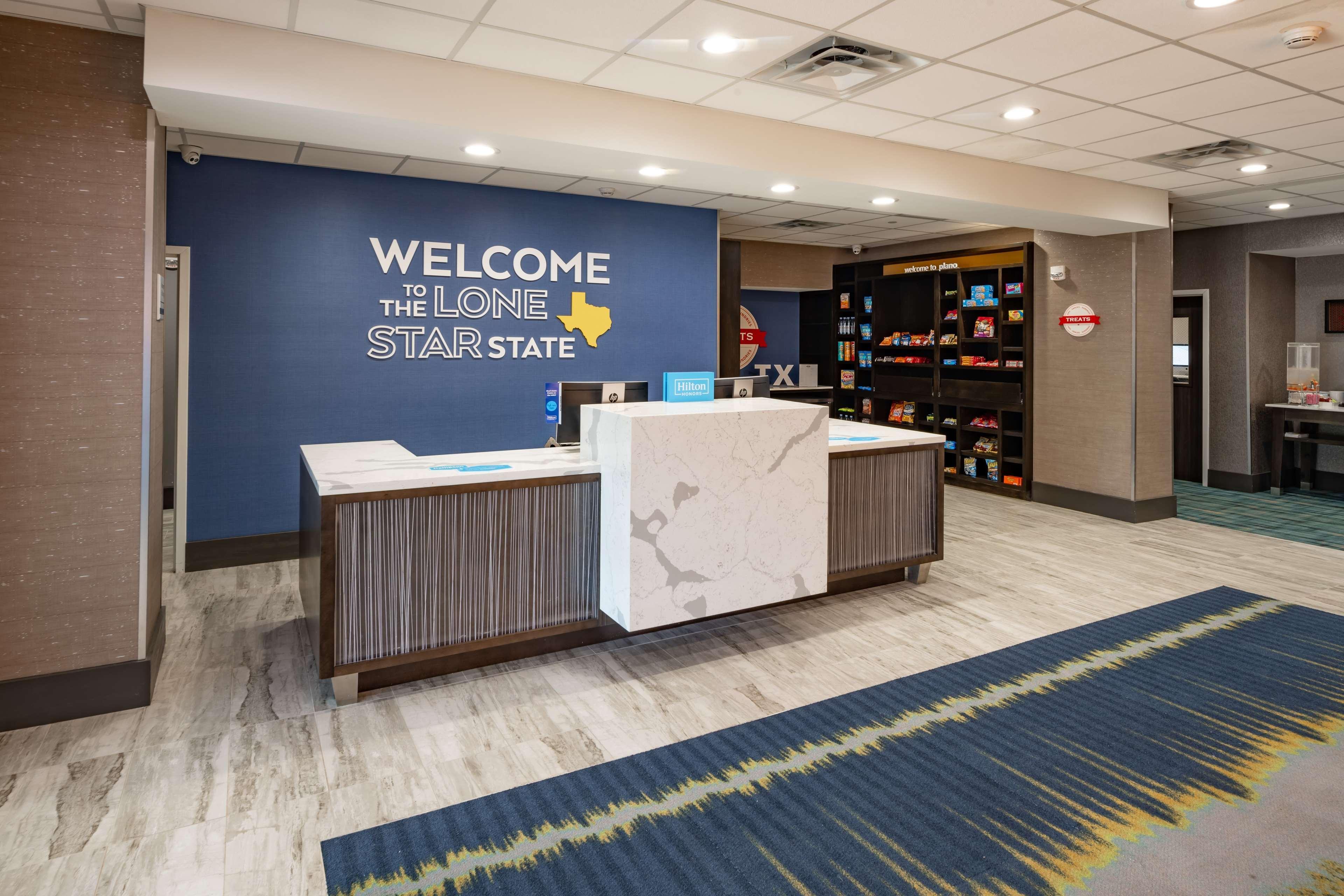 Hampton Inn & Suites Dallas/Plano Central Екстериор снимка