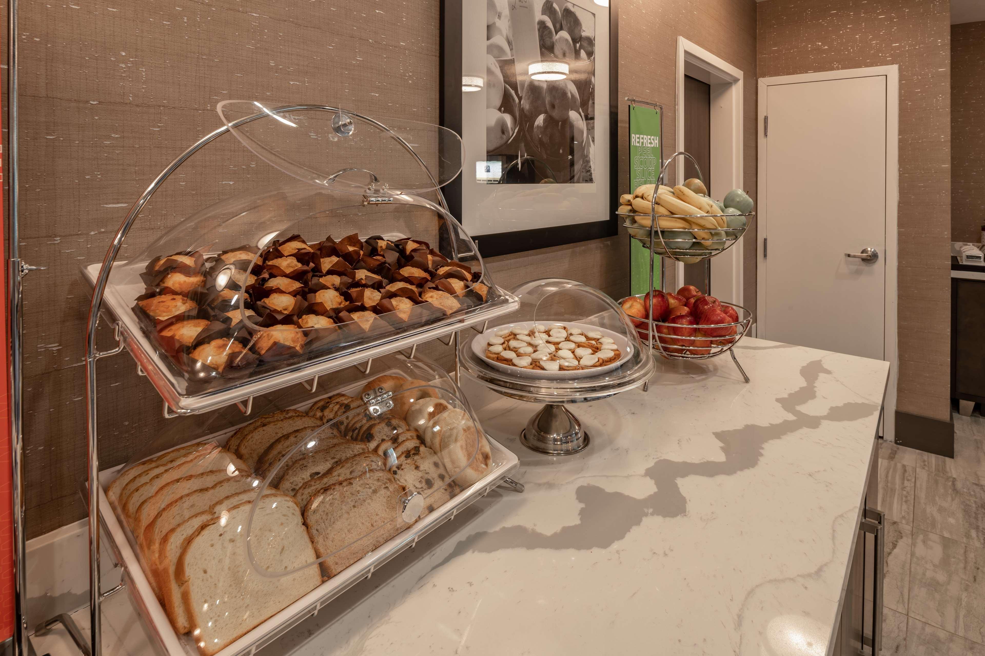 Hampton Inn & Suites Dallas/Plano Central Екстериор снимка