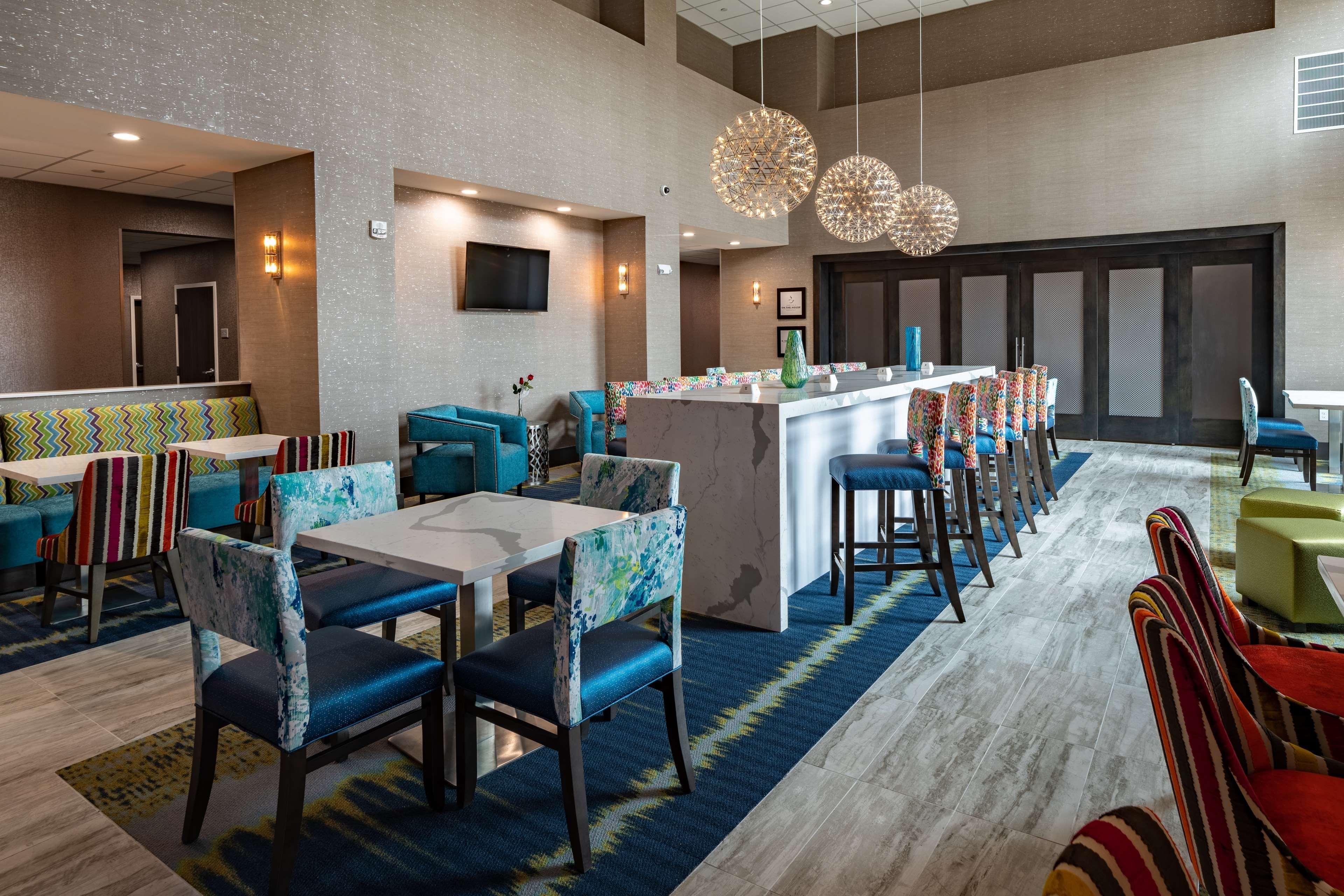 Hampton Inn & Suites Dallas/Plano Central Екстериор снимка