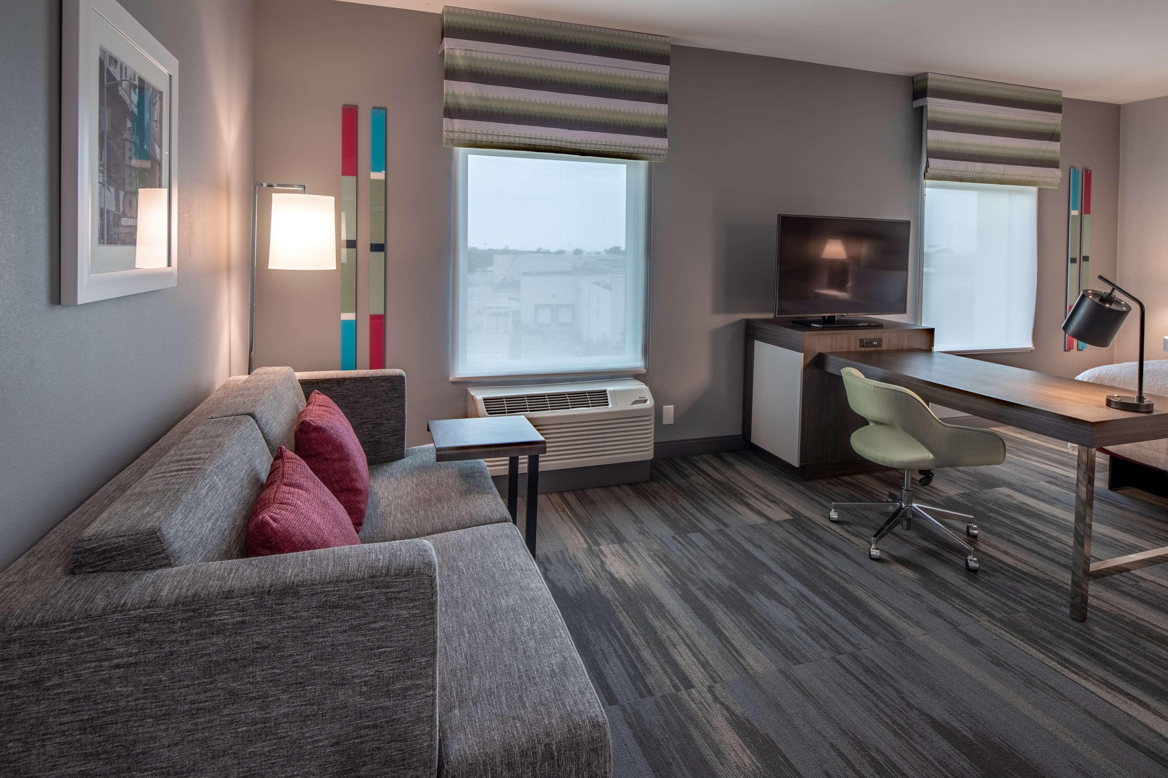Hampton Inn & Suites Dallas/Plano Central Екстериор снимка